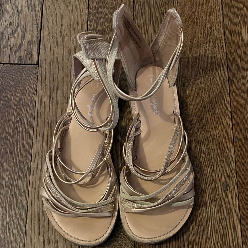 Cat & Jack Girls Sandals in Gold